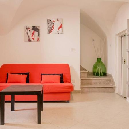Home Estia Casa Vacanza Челие Месапика Екстериор снимка